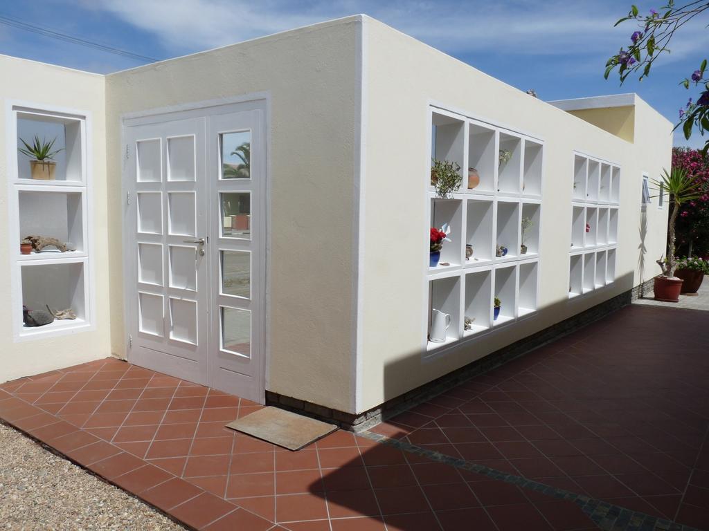 Meike'S Guesthouse Swakopmund Exteriör bild
